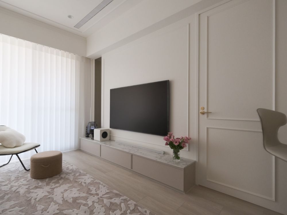 柔霧奶茶色．法式輕奢宅