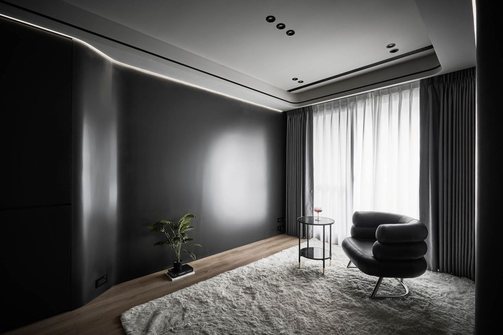 桃園龜山｜有看到我的黑色皮鞋嗎 14坪現代帥黑宅