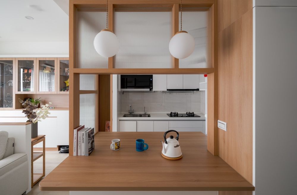 木光之下，日常慢慢展開