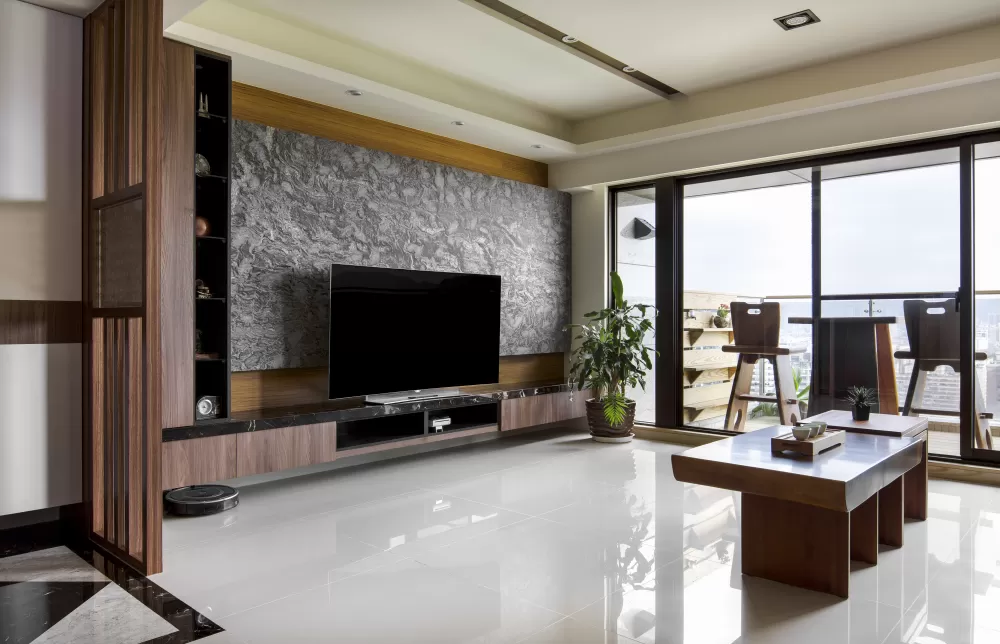 天然質地，內斂沉穩