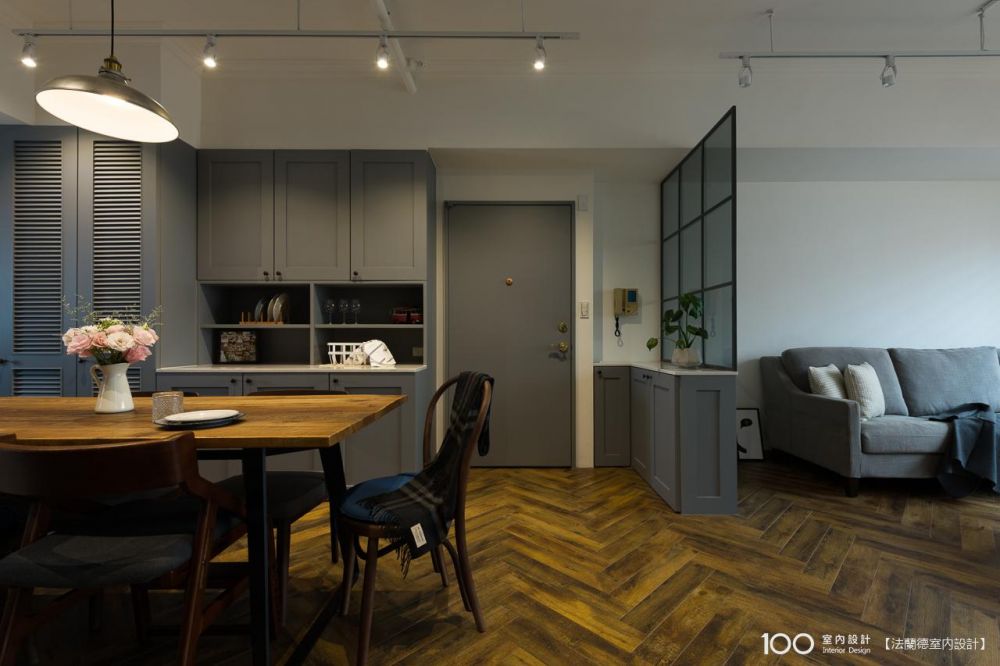 看看這個作品其他部分