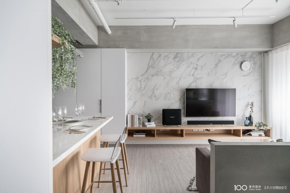 看看這個作品的其它部分