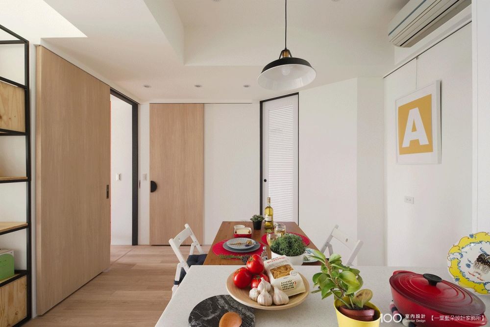 看看這個作品其他部分