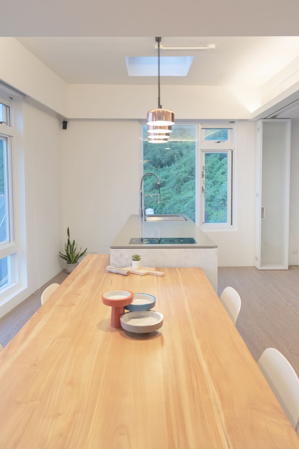 採光,玻璃隔間,質樸,療癒